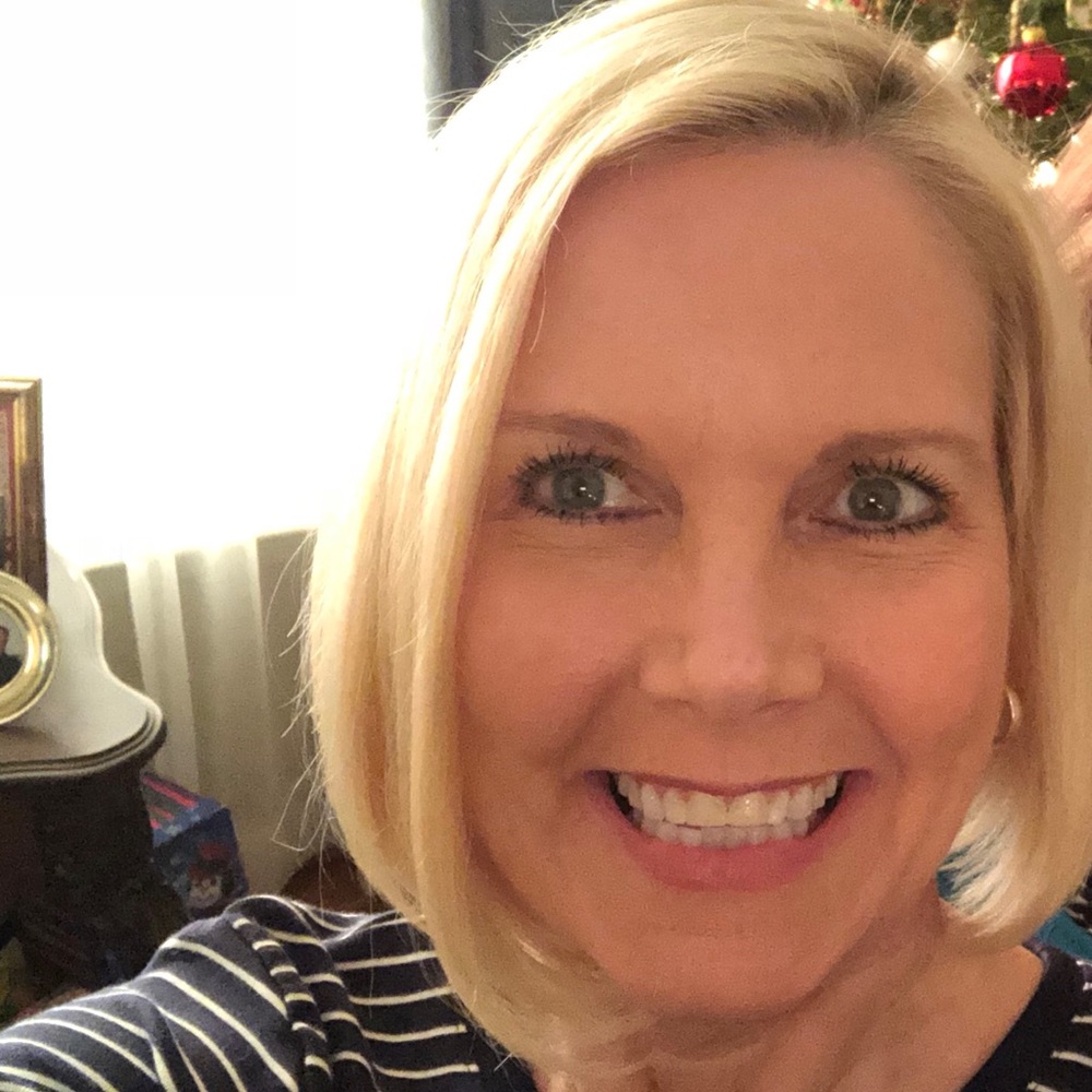 Meet your Posher, Dana